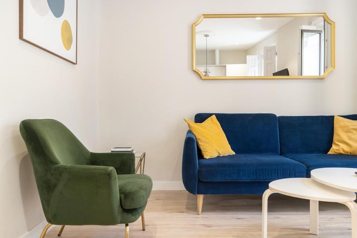 Apartamento Modern, Brand-new For 4 In Letras - Huertas